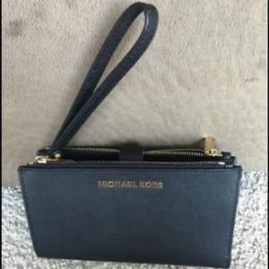 Michael Kors wristlet